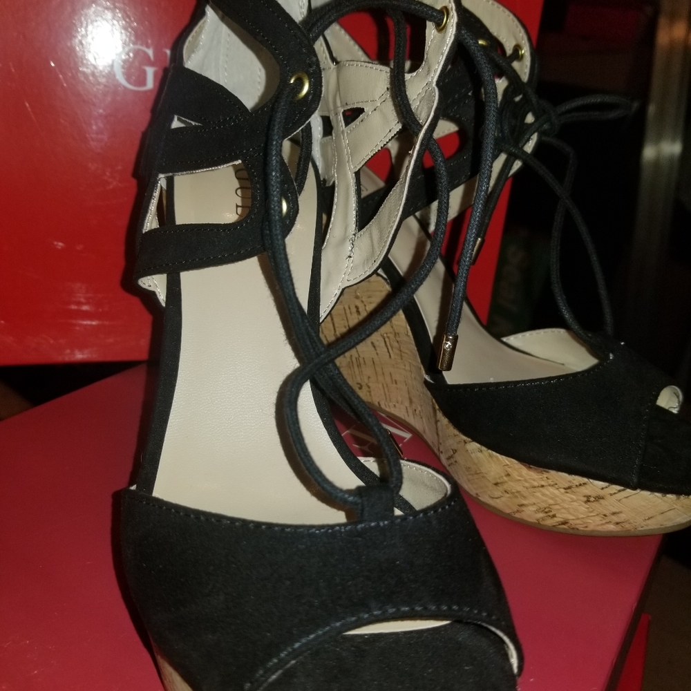 Guess Wedges - Picture 4 of 4